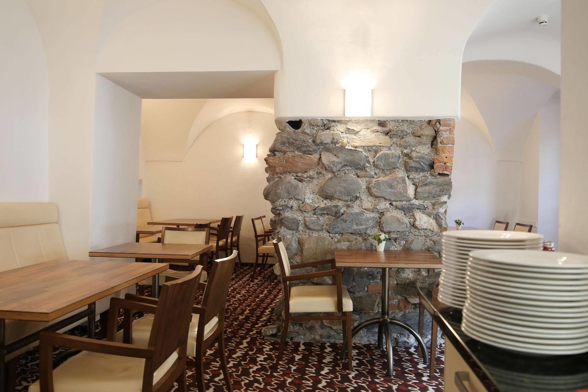 Ambiente Freieck 3* Coire